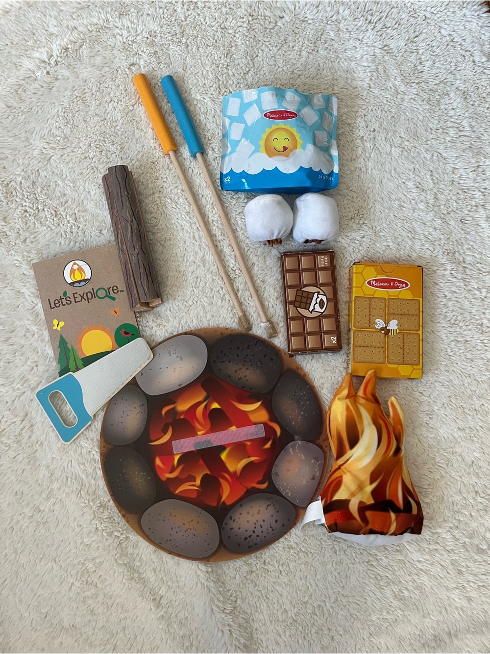 Melissa & Doug Colorful Toy Campfire Play Set with Marshmallows & S'mores Pieces